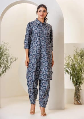 Blue Print Muslin Kurta With Hem Cuffed Pant Set-S