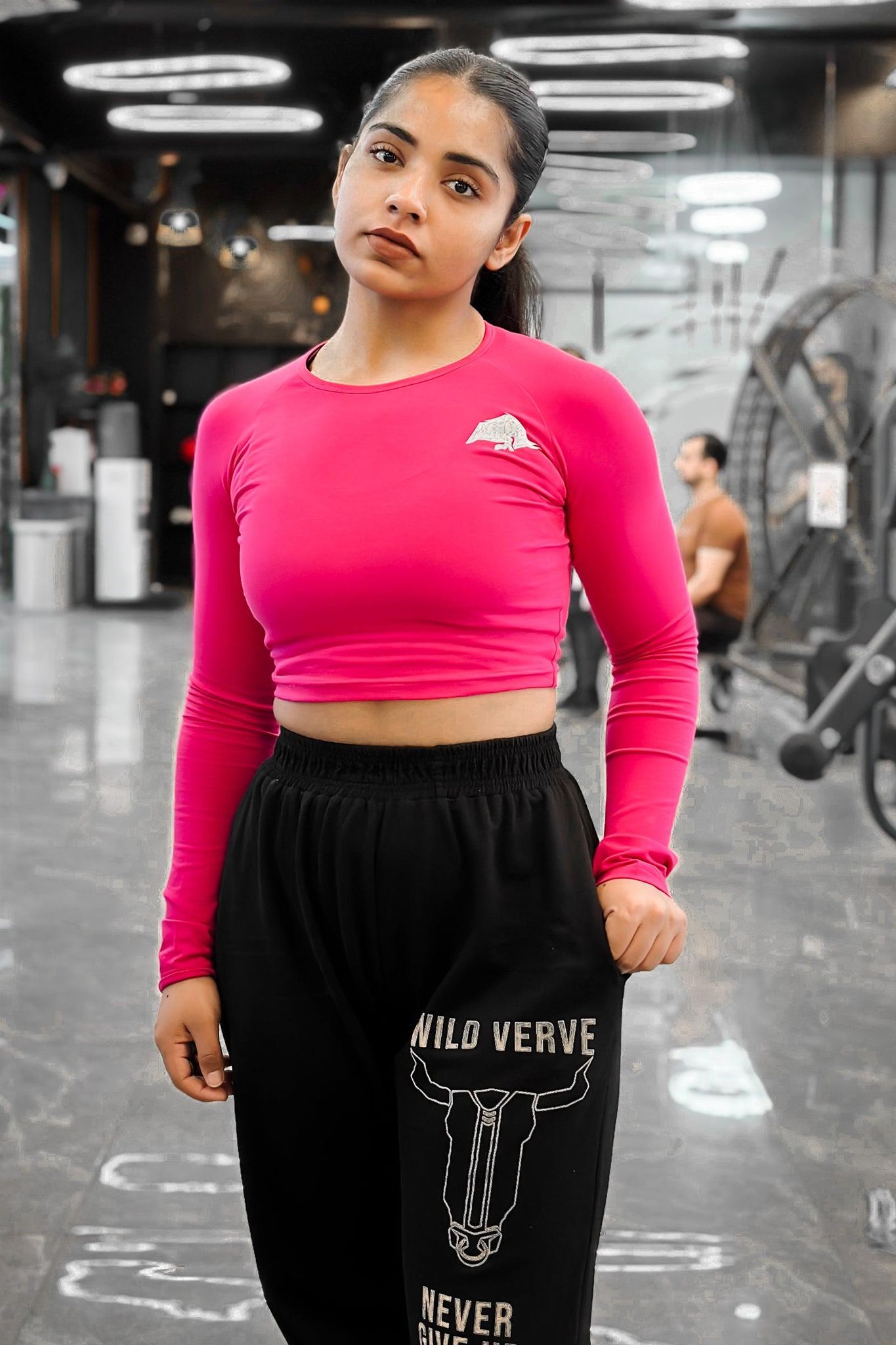 WILD VERVE LIFTING LONG SLEEVE CROP TOP (MAGENTA PINK)-XS