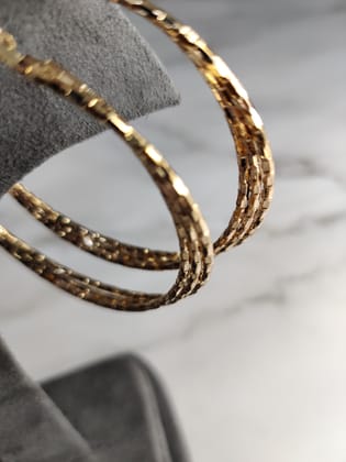 Angie Hoops, Gold