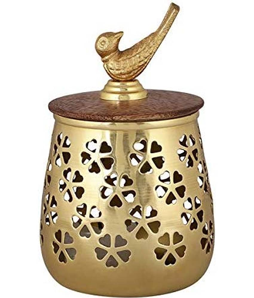 Urban hemlet Gold Table Top Iron Tea Light Holder - Pack of 1