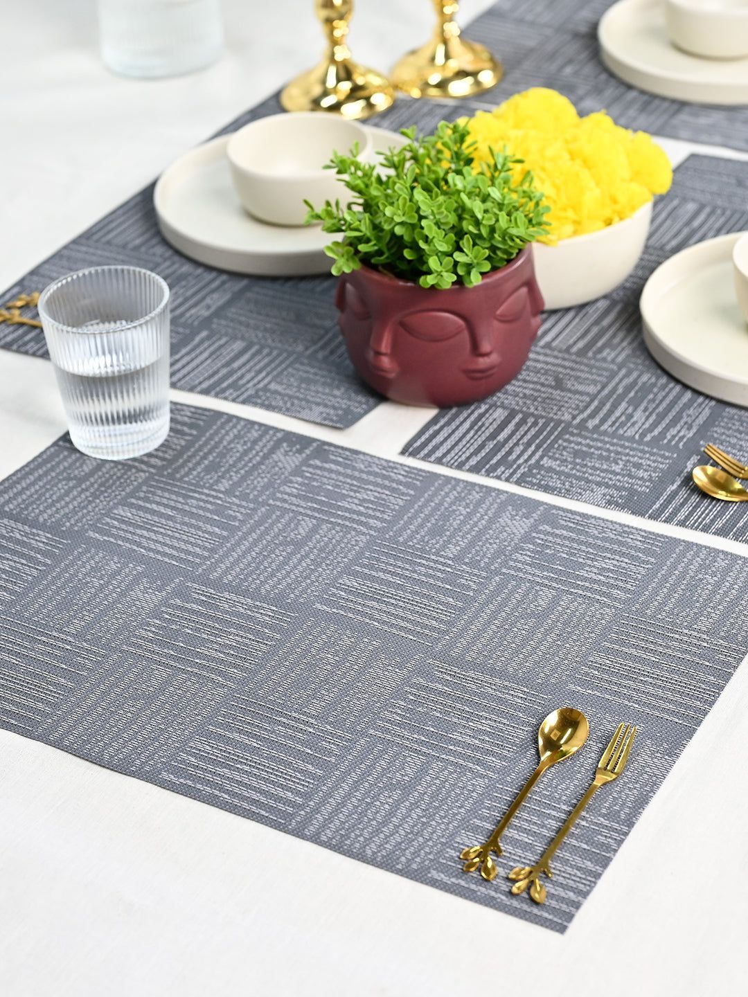 Elegant Grey Woven Pattern Dining Table Placemat
