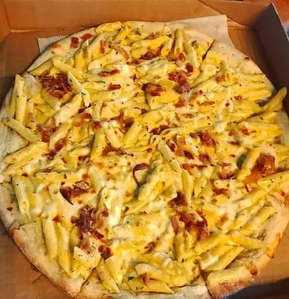 Mac N Cheese Pizza