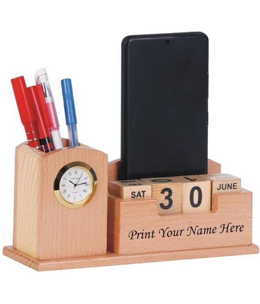 RAVARIYA GRAPHICS Synthetic Gold Passport Holder