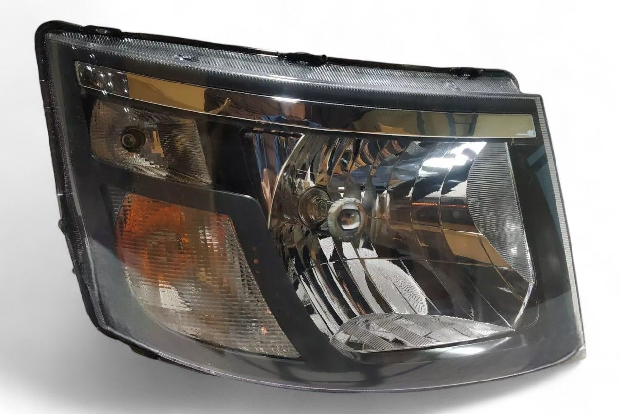 Lumax Head Lamp - RH AV439873