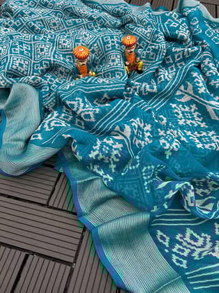 soft chiffon saree with beautiful bandhini print and zari border.