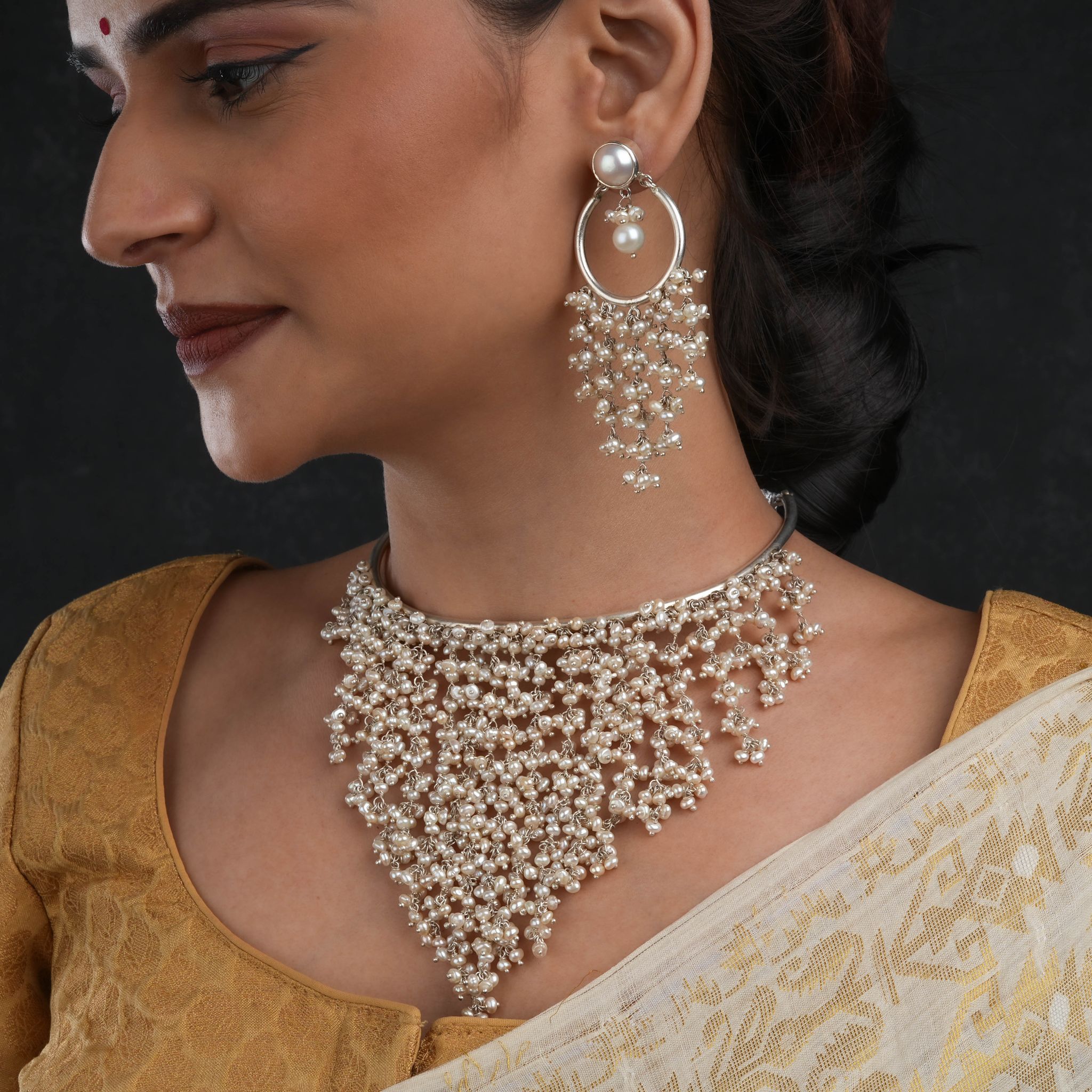 Cascading Pearls Freshwater Pearls Silver Necklace Set