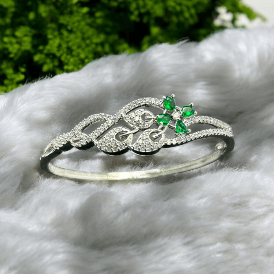 Emerald Elegance Bracelet