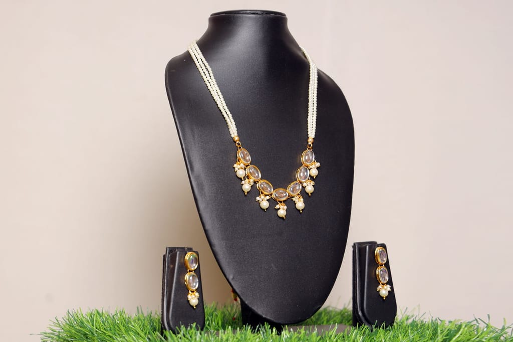 Pearl Crystal Jewellery Set with Earrings( 25*25cm)