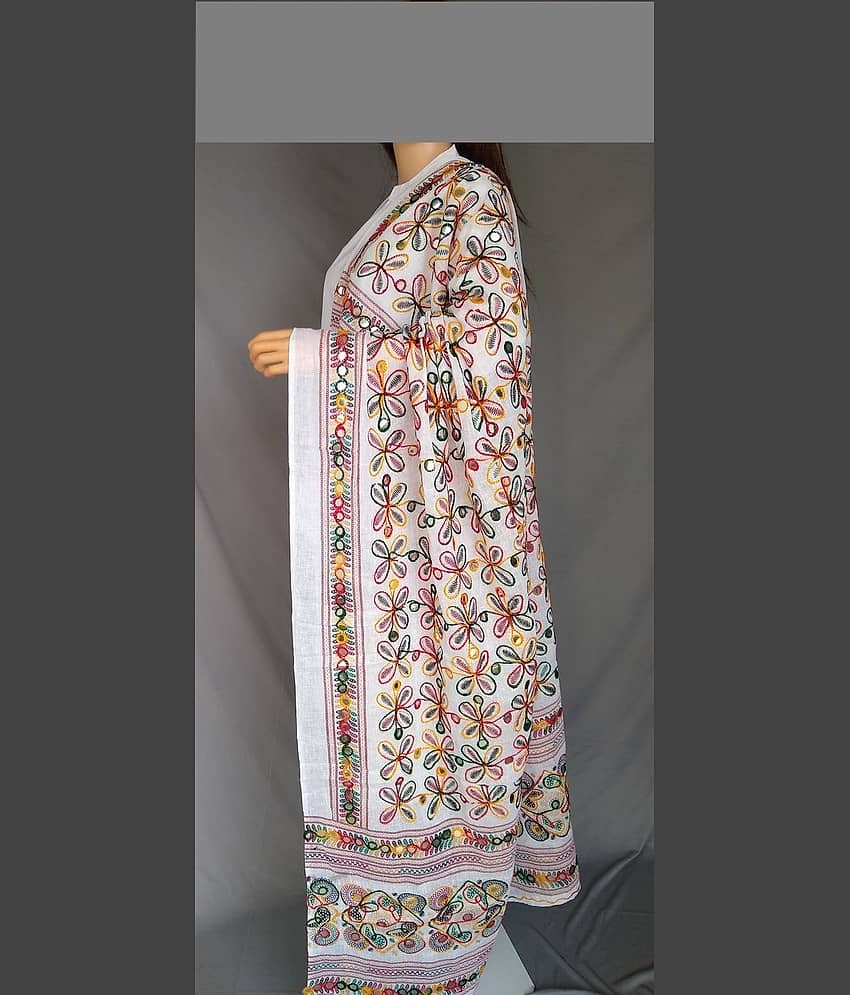 Aprtim White Cotton Aari Embroidered Dupatta - Single
