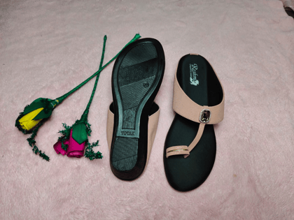 Reshma Embellished Flats (Size 38) | Stone-Studded Toe Ring | Ethnic Casual