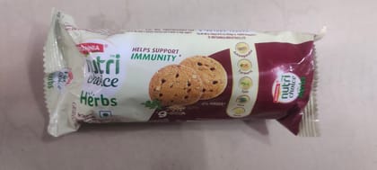Britannia nutri choice herbs 0% maida