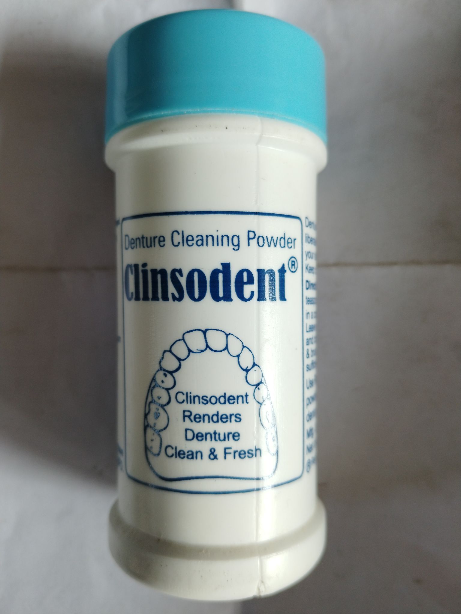 Clinsodent Denture cleaning powder Renders Denture Clean & fresh 