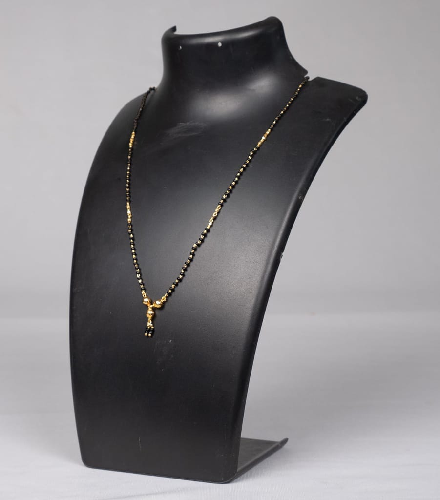 SONCHIRAIYA AP MEPMA BLACK BEADS CHAIN WITH LOCKET