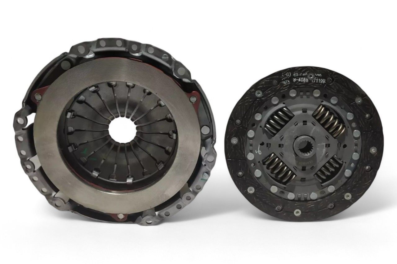 Luk Clutch Set (Disc+Pressure Plate) AV839659