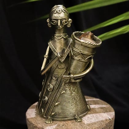 Tribal Lady Dhokra Pen Stand