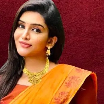 One-Gram Gold-Plated Choker Necklace Set with Unique Design