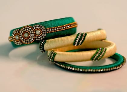 Emerald Green Glass Bangles for Women