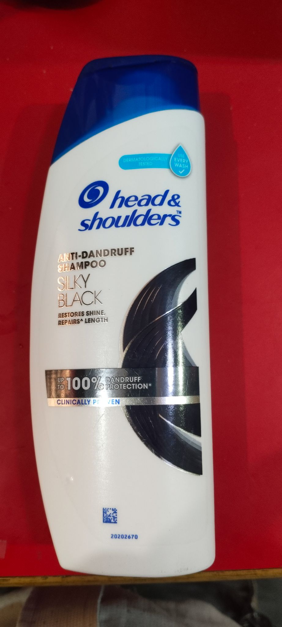 Head & shoulder silky black 180 ml
