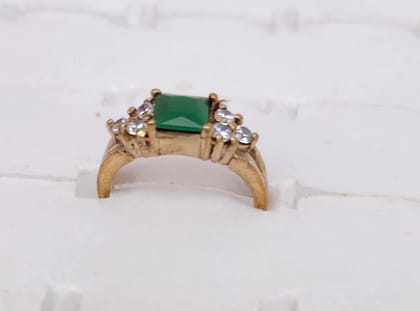 Elegant GOLD RING 1 Gram