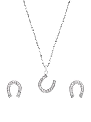 Lucky Horseshoe Pendant With Earrings In 925 Silver