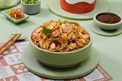Chowmein Chicken.