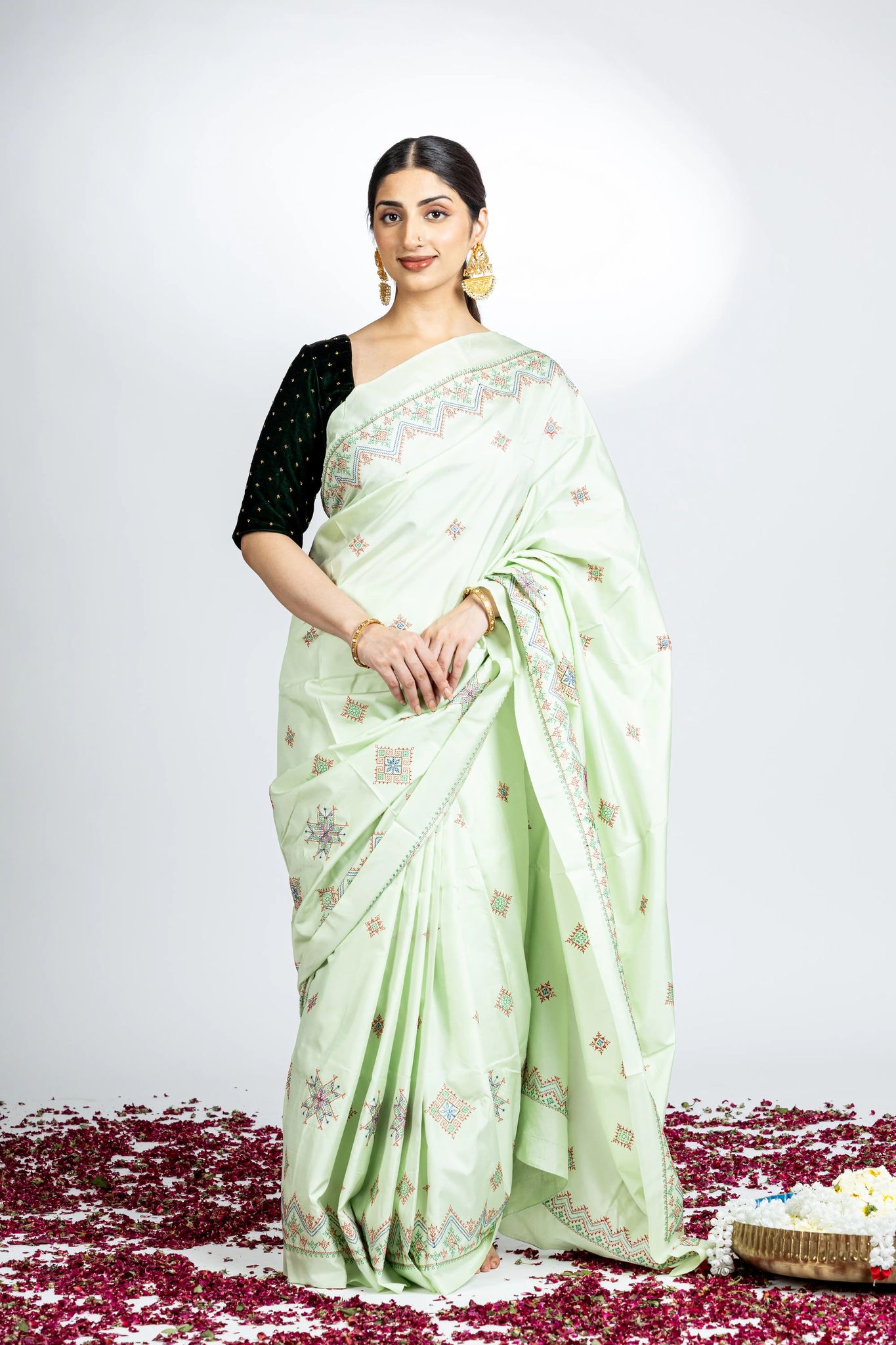 Pastel Green Art Silk Saree With Beautiful Kasuti Embroidery