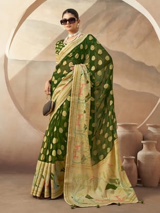 Green Pure Georgette Floral Printed Saree