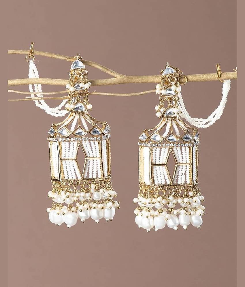 Padmavati Bangles Gold Jhumki Earrings ( Pack of 1 )