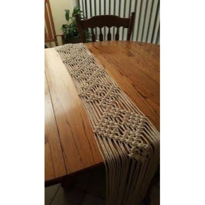 Elegant Macrame White Table / Bed Runner