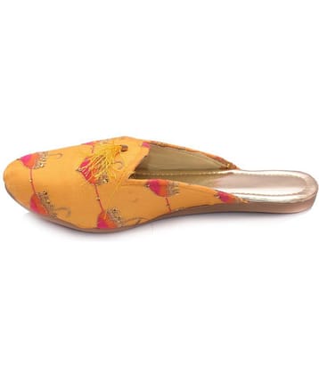 Apratim Yellow Ethnic Footwear
