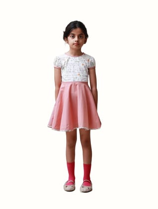 DE CHEVALERiE en Rouge  - Evelyn Carnation Frock - Rose Pink  4- 5 Years