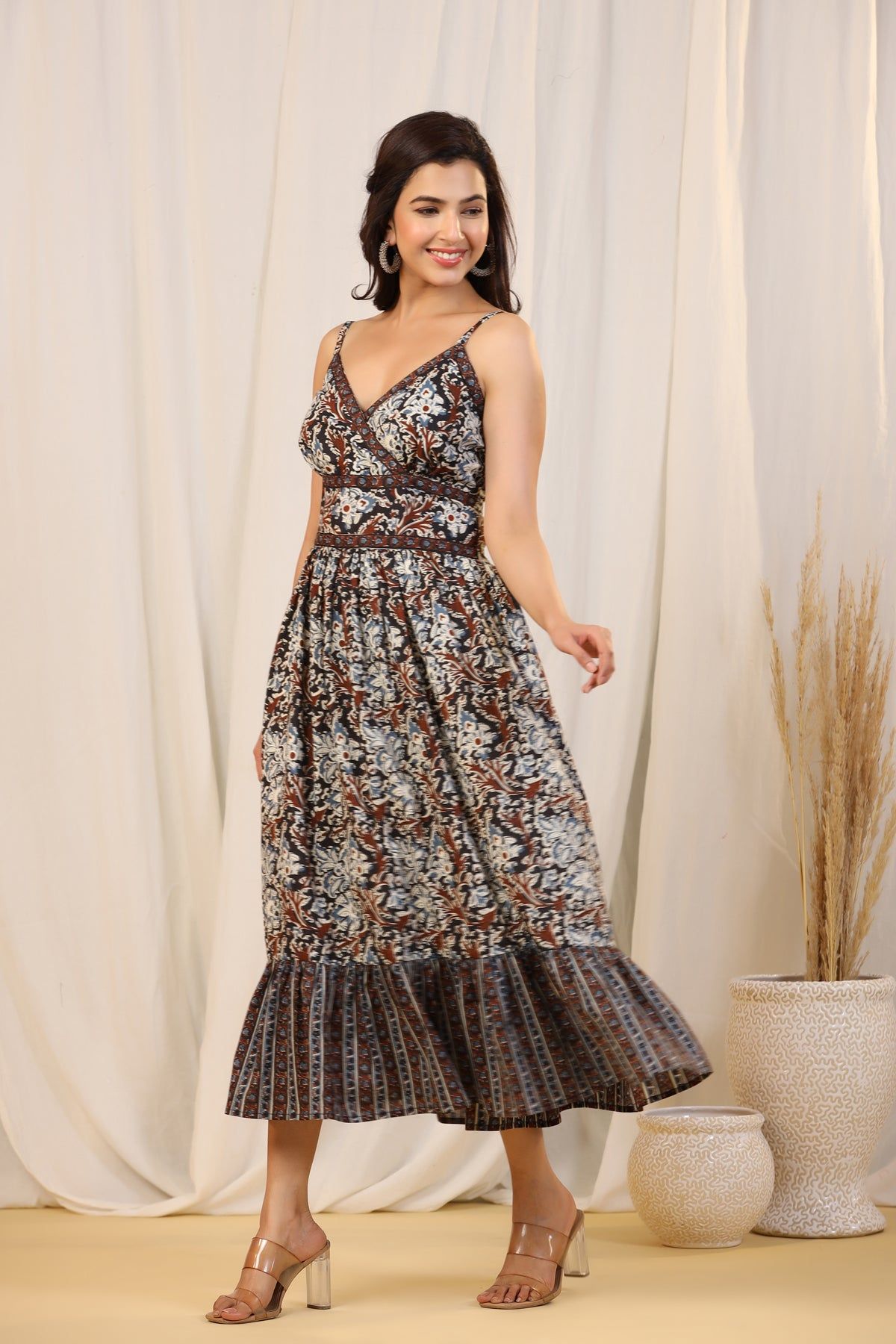 Lila Moonshire Spagetti Dress-S / Black / Brown / Black