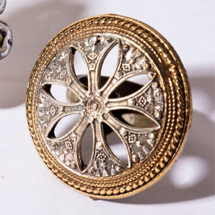 Antique Dual Tone Oxidised Finger Ring Antique Dual Tone Oxidised Finger Ring