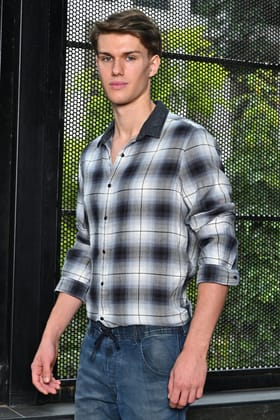 Gracie - Check Shirt With Denim Collar - Grey-S-38 / GREY