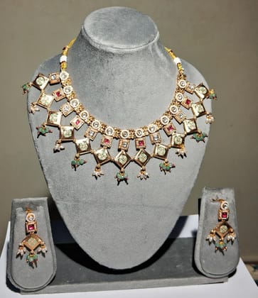 NECKLACE RAJ