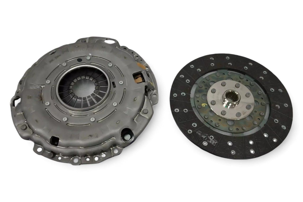 Mahindra Clutch Set (Disc+Pressure Plate) AV350172