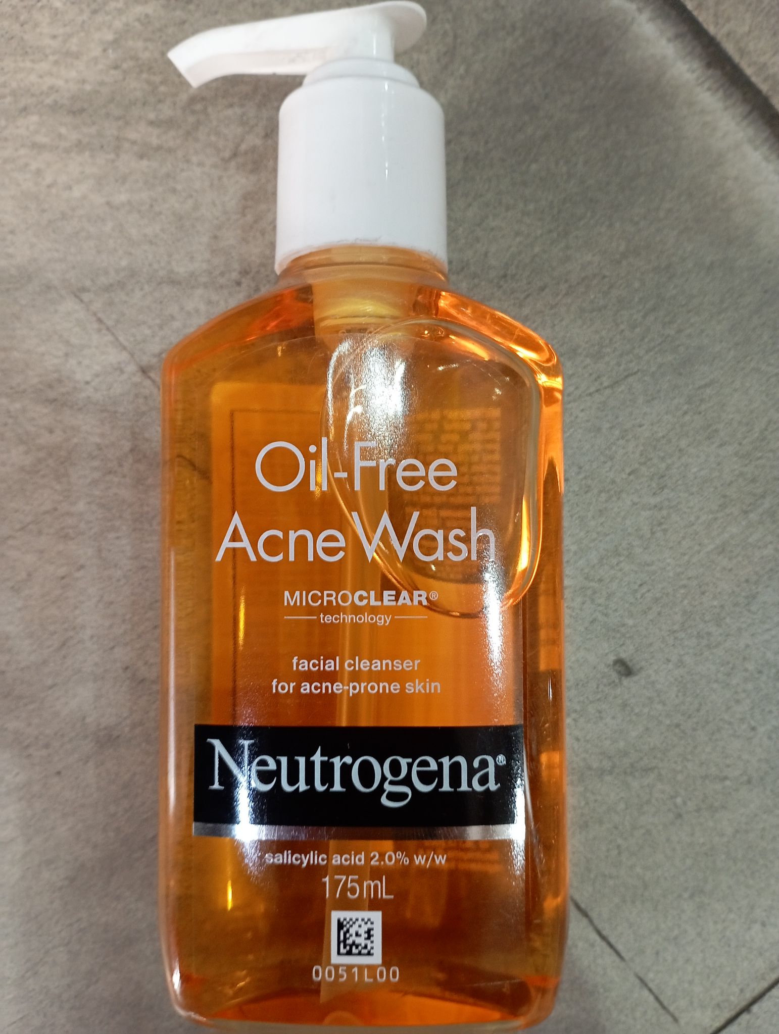 Oil free acne wash neutrogena 