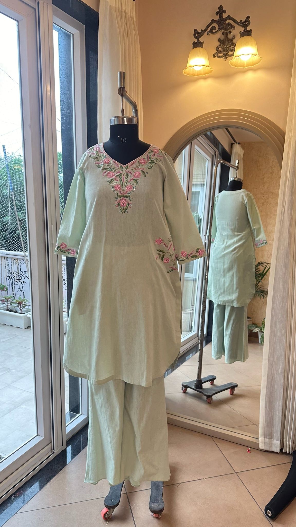 Mint Linen Cotton  Dahlia Garden V Neck Kurta Set-XXS