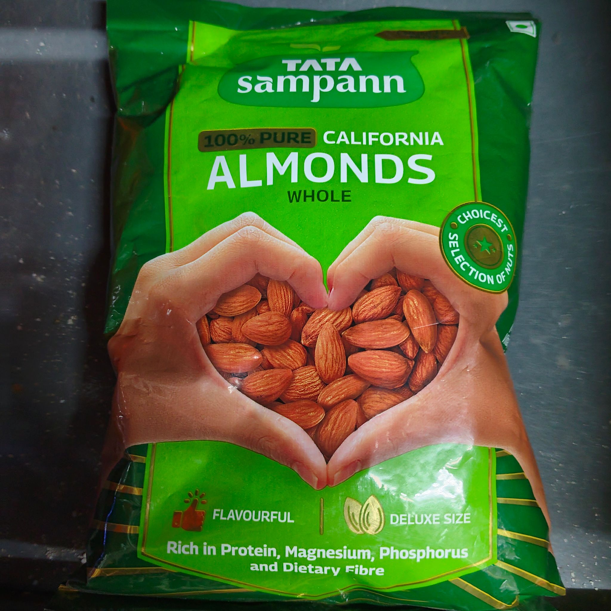 Tata sampann almonds whole 