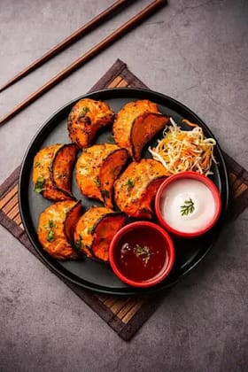 Chicken Tandoori Aata Momos [8 Pieces]