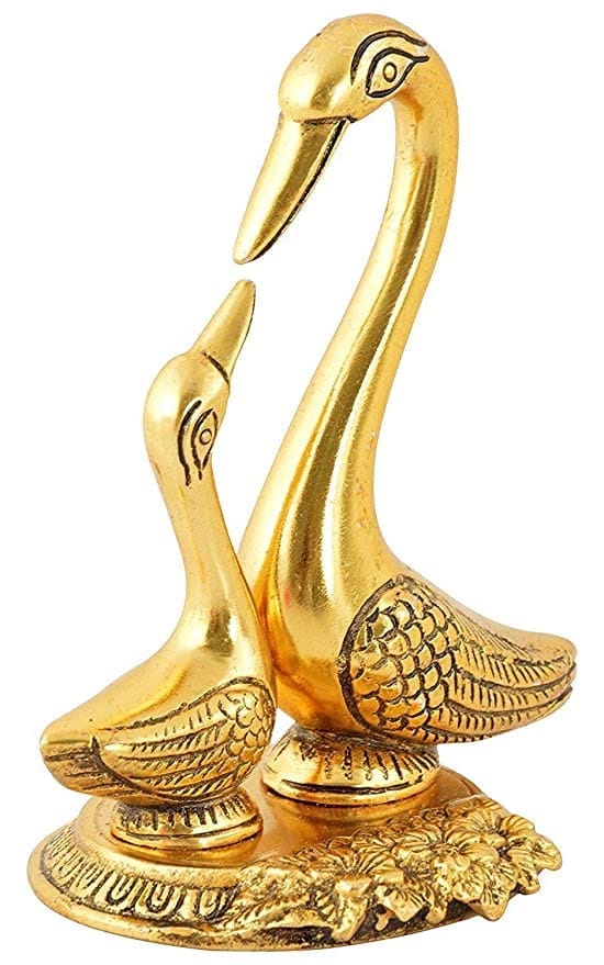Metal Swan Set Statue Pair of Kissing Duck Decorative Showpiece Hans Ka Joda (Golden - 15x14x9 cm).