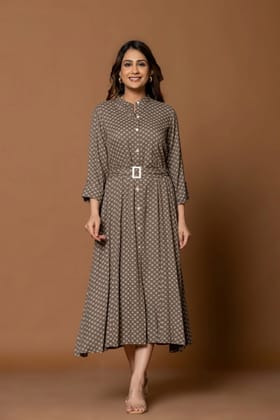 Chic Ash Grey Belted Dress with Tailored Waist for a Stylish Look-GREY / S
