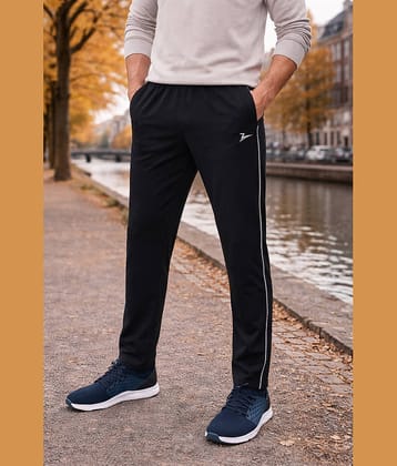 Zeffit Black Cotton Blend Men's Sports Trackpants ( Pack of 1 )