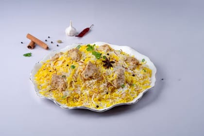 Lucknowi Reshmi Tikka King Biryani (Serves 2) Lucknowi Reshmi Tikka King Biryani (Serves 2)