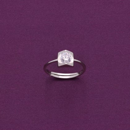 Prism Guard Solitaire Silver Ring-White Stone / Silver / 6