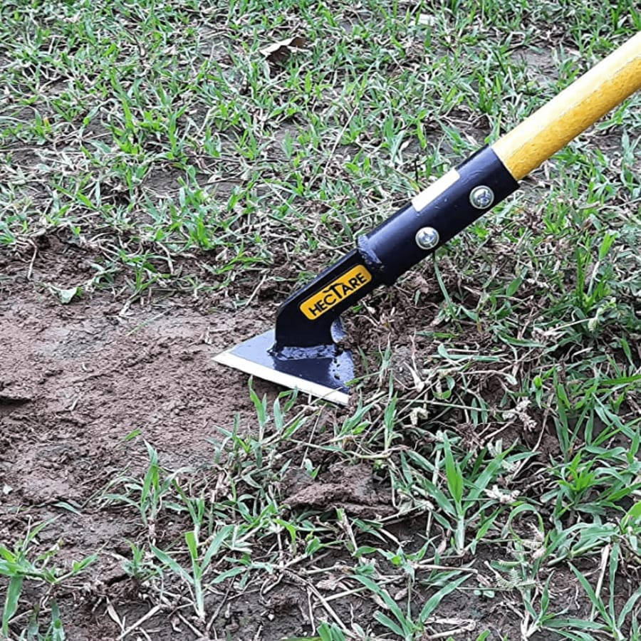 Hectare Scuffle Hoe with 2 feet Pole - 899 gm