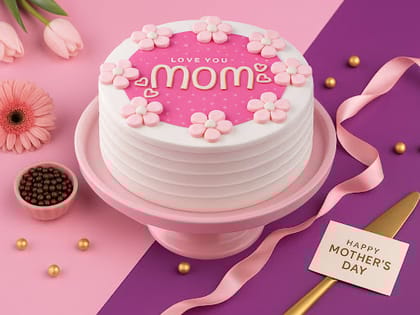 Love You Mom Photo Cake