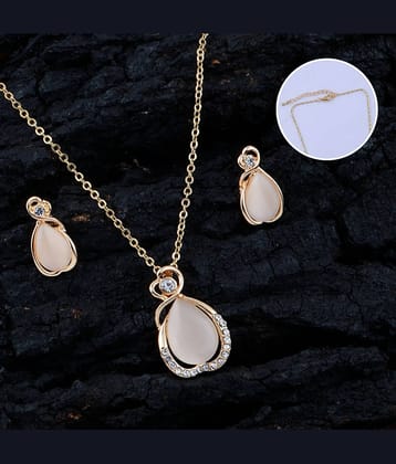 Paola Delicate Fancy look   Pendant Set For Women Girl