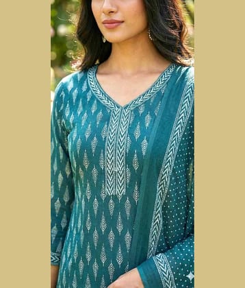 Flavia Creation Women Cotton Blend Embroidered A-line Kurti With Pants ( Green )