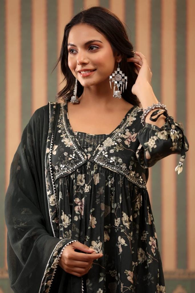 Nayab Noor Dark Green Muslin Kurta Set with Dupatta-L / Dark Green / Green